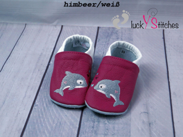 Lederpuschen Delfin mit Herzen
