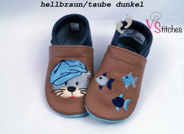 Lederpuschen Otter mit Mütze